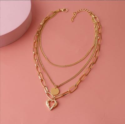 China Other Fashion Statement Women's Chocker Chocker Multilayer Heart Chain Necklace Jewelry Gold Necklace Pendant Wholesale for sale