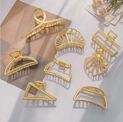 China Hot Selling Hair Claw Wholesale Fashion Large Metal Fashion Hair Clip Korean Hair Claw For Women for sale