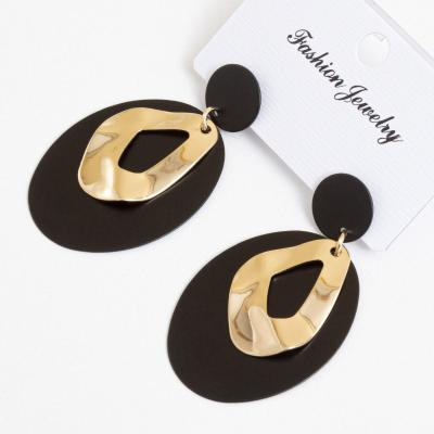 China Large Gold Retro Cavity Design Casual Geometric Women Earrings New Exaggerated Black Casual/Sporty Fashion Metal Gold Earrings/Sporty Earrings for sale