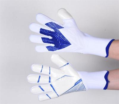 China Finger ProtectionÂ   Wholesale Sports Soccer Gloves Best Football Training Goalkeeper Latex Gloves Soccer Gloves for sale