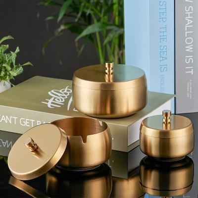 China Customized Easy Clean Car Ashtray Pocket Ashtray Stainless Steel Cigar Cup Portable Ashtray for sale