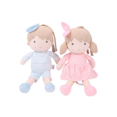 China Wholesale Musical Sunnozy Plush Hand Baby Rattle Toys Cartoon Boy And Girl Soft Infant Ring Baby Toys for sale