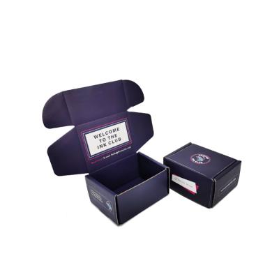 China Recyclable High Quality Custom Foldable Shipping Corrugated Assorted Apparel Boxes With Lid For Garment Clothes Packaging for sale