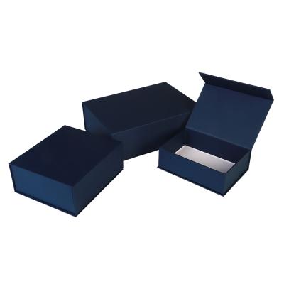 China Recycled Materials Rectangular Folding Flip Lid Custom Printing Magnetic Gift Boxes for sale