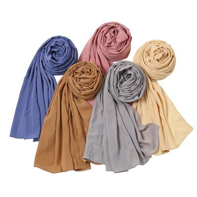 China Free Sample Dropshipping Wholesale Islamic Women Shawl Available Muslim Malaysia Women Pleated Pleat Scarf Hijab Tudung for sale