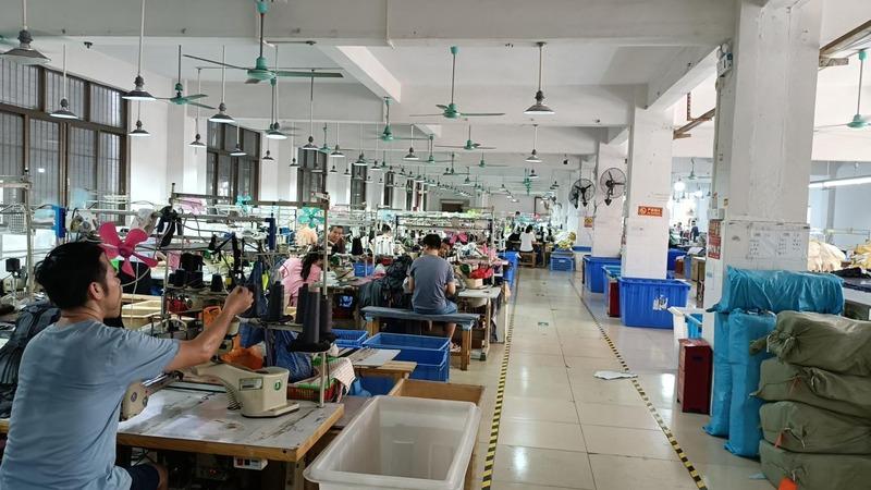 Verified China supplier - Guangzhou Huayun Garment Trade Co., Ltd.