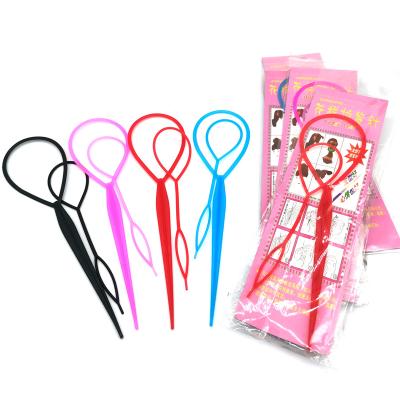 China Hair Styling Hot Selling Ring Style Tool Black Tail Clip Plastic Hair Weaving Tool for sale