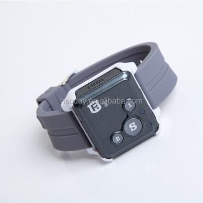 China Mini Wristband Style RF-V18 Automotive Lanyard Kids GM/M Tracker Old Man Small Tracker Tracker for sale