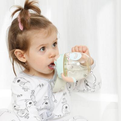 China Wholesale BPA Free Cute Drinking Bottle Baby Forming Straw Cup With Handles for sale