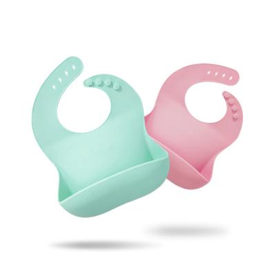 China BPA Free Wholesale Customized Soft Silicone Easy To Clean Waterproof Baby Bibs With Crumb Catcher for sale