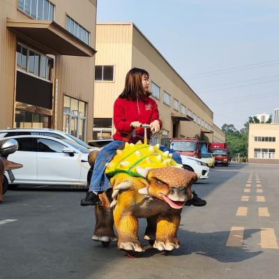 China Dinosaurio caminante realista Animación personalizada Dinosaurio paseo para el centro comercial en venta