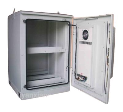 China Double-layer thermal insulation structure Two-layer battery outdoor cabinet waterproof metal electrical cabinet with air conditioner IP55 SK-65100 for sale