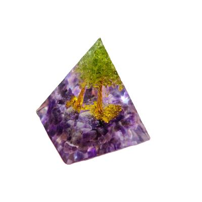 China Wholesale pyramid natural stone ogan crystal pyramid hot sale 7 chakra seven chakra healing Donghai quartz private order for sale