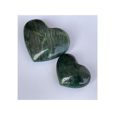 China China Heart Shaped Green Mica Decorative Mineral Crystal Ornament Products Favors for sale