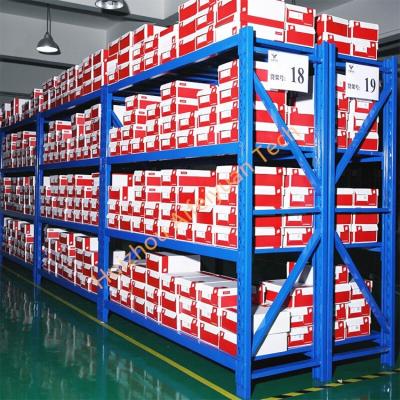 China Corrosion Protection Heavy Duty Warehouse White Stacking Shelves for sale