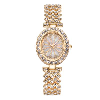 China 2021 New Women Petals Luxury Oval Diamond Watch Ladies Quartz Stainless Steel Casual Watch for sale