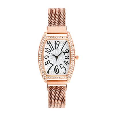 China Hot Fashion Style Diamond-Inset Luminous Magnet Watch Female Wine Barrel Shaped Diamond Quartz Star-Filled Watch Reloj for sale