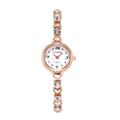 China New ladies wrist watch beautiful heart simple luxury color compact diamond round small dial bracelet for women watch reloj for sale