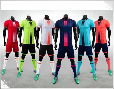 China Round Neck T-shirt Soccer Sets Sports Suits Quick-drying Fabric Sweat-absorbent Clothing for sale