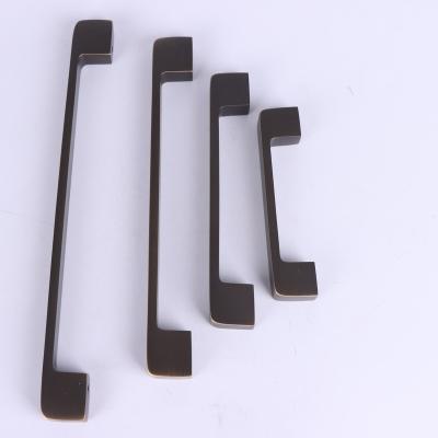 China Wholesale Modern High Quality Black Kitchen Door Handle Pull Elegant Drawer Cabinet Cabinet Pulls for sale