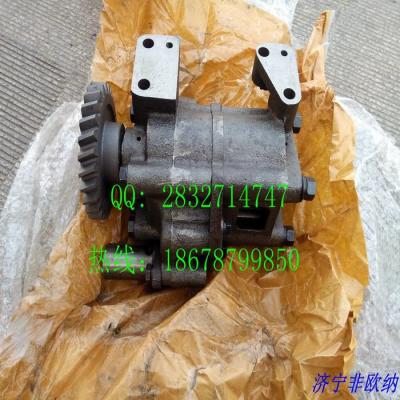 China Komatsu D85-18 bulldozer oil pump 6710-51-1001 LUBRICATING OIL PUMP NTA-855 enginer for sale