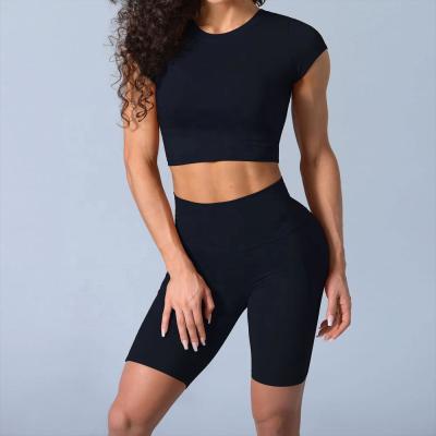 China Wholesale Custom Breathable Women's High Waist Fitness Gym Clothing 2 Piece Biker Shorts Set And Grow Sport Yoga Top Sets for sale