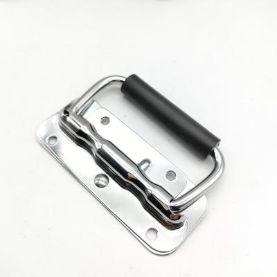 China Spring Loaded Industrial Flight Case Handle Box Luggage Suitcase Surface Mount Handles Trunk Pull Handle for sale