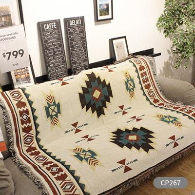 China Creative Anti-Static Style Custom Woven Totem Tapestry Geometric Home Hotel Sofa Blanket Throw Blanket for sale