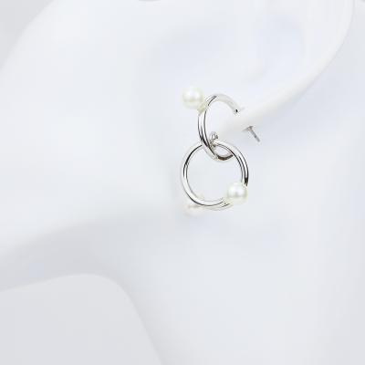 China Fashionable Korean Platinum Plated Double Circle Dangle Pearl Earrings C-Shaped Earrings Trendy Earrings for sale