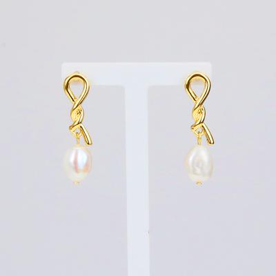 China Cute Pearl Earrings Gold Plated Cute Twisted Earrings Irregular Pearl Drop Earrings Jewelry for sale