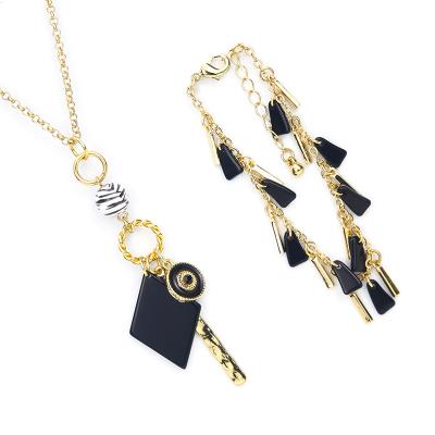 China Casual / Sporty 14K Gold Plated Exquisite Black Rhombus Pendant Bracelet Jewelry Set for sale