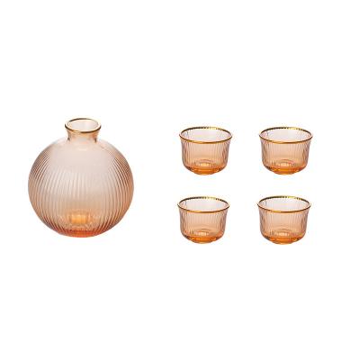 China Wholesale Customized Viable Champagne Glass Gold Edge Vertical Stripe Cups Japanese Water Pitcher Sake Set For Party Home for sale