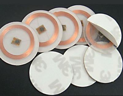 China PVC Transparent RFID Sticker Tags 125KHz T5577 Chip Adhensive For Hotel Door System for sale