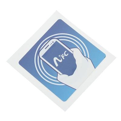 China ISO14443A van het de Sticker Waterdicht HUISDIER van de douanedruk NFC het Etiket Zelfklevend Infolabel van pvc Rfid voor Mobiele Telefoonbetaling Te koop