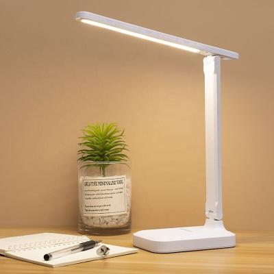 中国 As Mobile Phone Holder Factory Wholesale Touch Switch DC 5V LED Rotating Table Lamp 販売のため