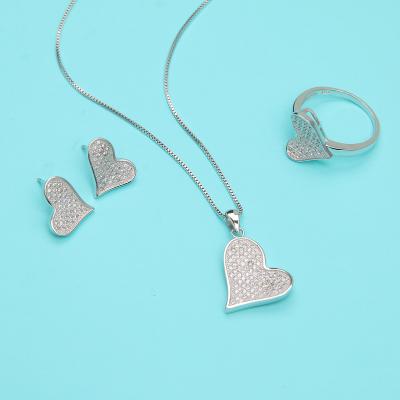 China Fatory High Quality Lead Free Wholesale Zircon Heart Necklace Set Heart Shape Necklace Brass Crystal Jewelry Sets for sale