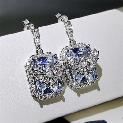 China CLASSIC Popular Hot Selling Wholesale Designer Earring Quality Women Earring Earings for sale