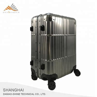 China Reasonable Price Metal Rotatable Aluminum Lock TSA Wheel Trolley Bag Aluminum Suitcase for sale