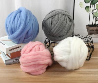 China Giant Wool Yarn Chunky Acrylic Yarn Merino Wool for sale