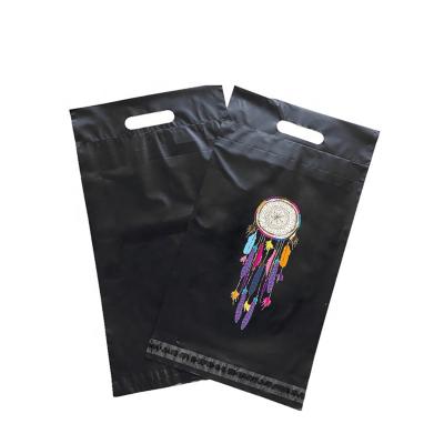 China 2022 Newest Black Biodegradable Customize Poly Shipping Bags Mailers With Handle Low Moq for sale