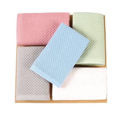 China 100% Cotton Honeycomb Waffle Bath Towel Household Gauze Hot Selling QUICK DRY Absorbent Towel for sale