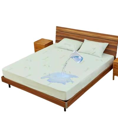 China Anti-Bacteria Customized Waterproof Prof miteMattress Deluxe PadMattress Anti Protector. Queensize Water Bed Cover for sale