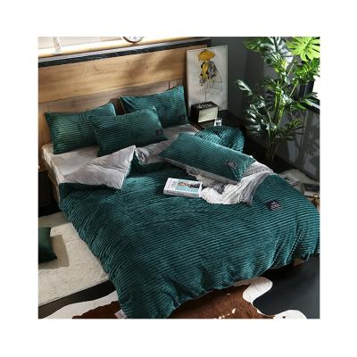 China Best Warm Nondisposable 4pcs 2m Comforter Sets Covers Luxury Fluffy Cotton Bedding Velvet Bedding Set for sale