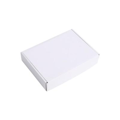 China Recyclable Durable Clothing Kraft Paper Box Manufacture Corrugated Paper Box Flat Underwear Box for sale