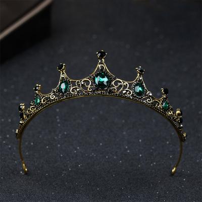 China Retro Alloy Crown New Baroque Diamond Crown Small Elegant Noble Elegant Tiara Headwear for sale