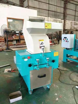 China SKD-11 High Speed Granulator 3.75KW Plastic Shredder Granulator For Defect Cutting for sale