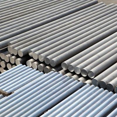 China Smooth Ends JIS G3101 Carbon Round Steel Rod with Hot and Cold Rolled Technology for sale