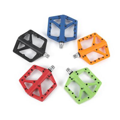 China High Strength Changing Bike Flat Pedals Gravel Bike Cycling Pedals Nylon Pedals Durable Widen Area for sale