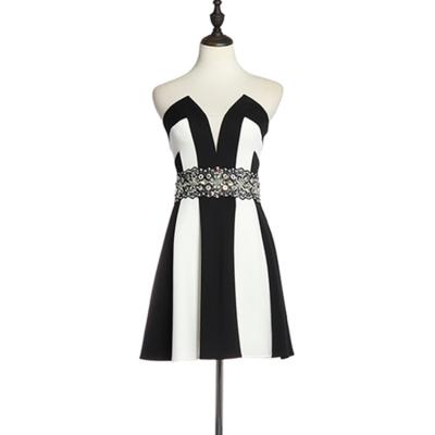 China Anti-Static Sexy Deep Skirt Design Short V-Neckline Black And White Cocktail Dresses Party for sale