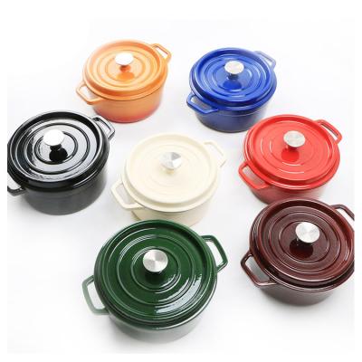 China Last viable 2022 red cookware sets stick non baking beware cookware set cast iron enamel cookware for sale